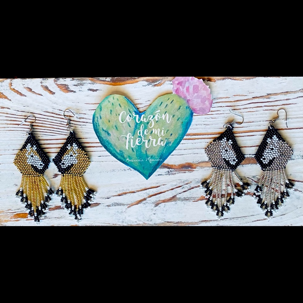 Beaded horse earrings